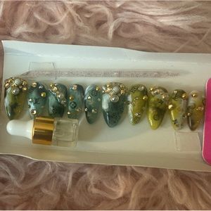 Beautiful homemade press on nails